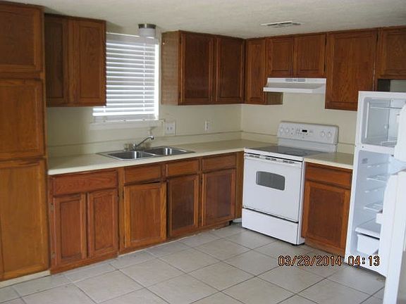 2nd image of 120 E Swordfish St