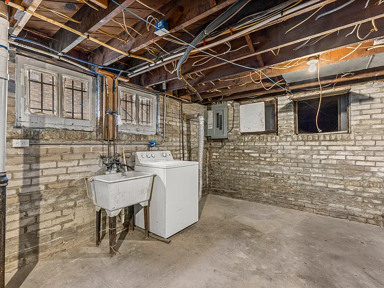 8804 Mason Pl — Photo 39