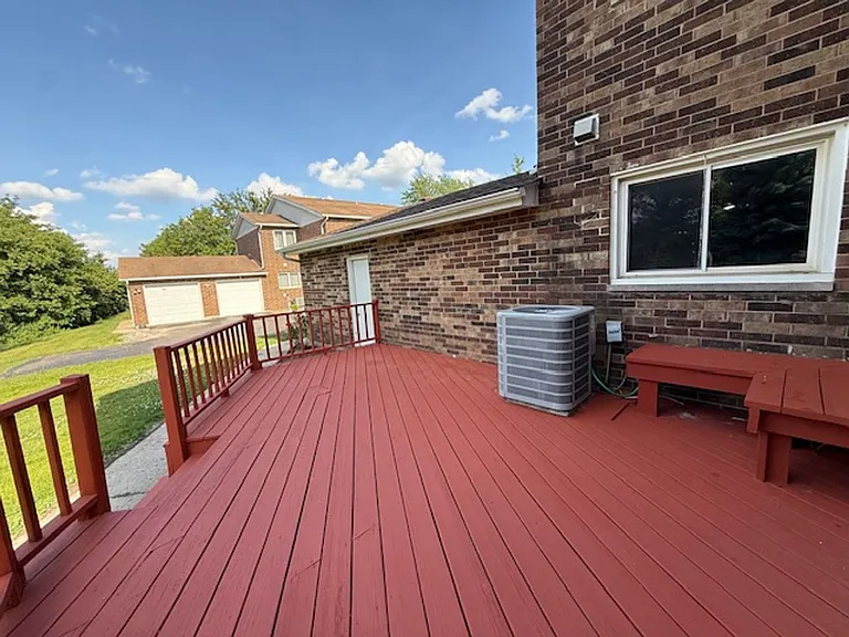 280 Paddock Cir — Photo 23
