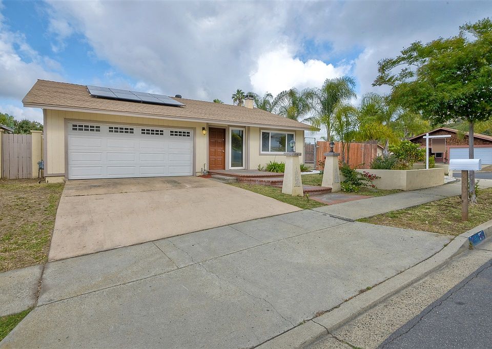 1st image of 405 Garey Dr