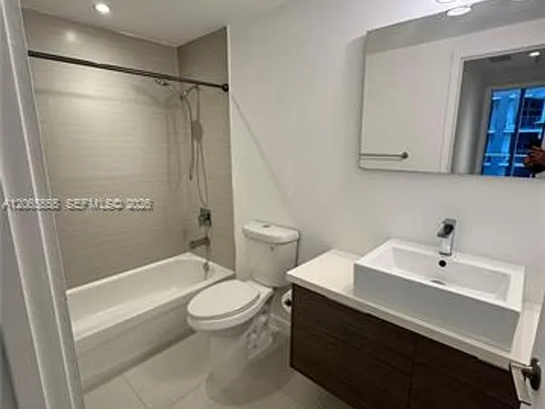 1010 SW 2nd Ave #CU-607 — Photo 10
