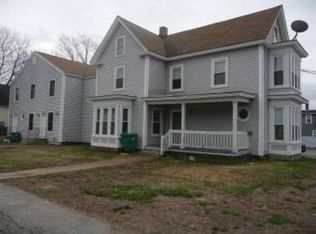 76 Pine St APT 1, Rochester, NH 03867