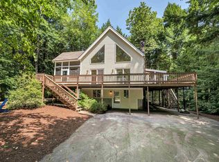 62 Spitzen St, Moultonboro, NH 03254