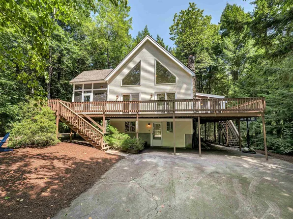 62 Spitzen Street, Moultonborough, NH 03254