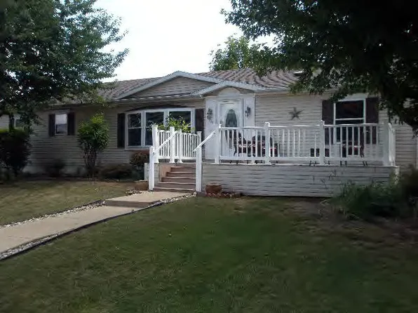 4411 Heritage Ln, Danville, IL 61834