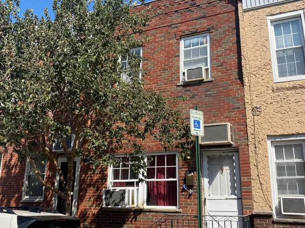 133 Emily St, Philadelphia, PA 19148
