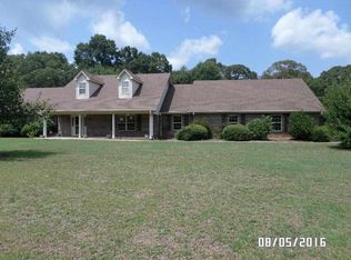 229 Majestic Oak Cir, Byron, GA 31008