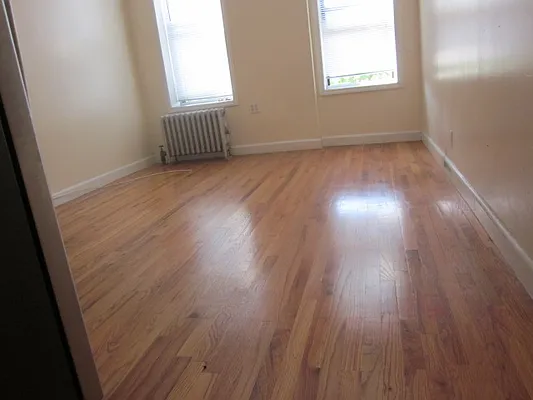 Rented by Empire One Realty | media 3