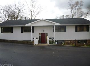 2228 Banner Ct SW, Wyoming, MI 49509