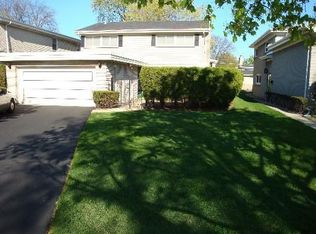 7231 N Kostner Ave, Lincolnwood, IL