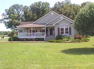 453 Shady Grove Rd, Morrison, TN 37357