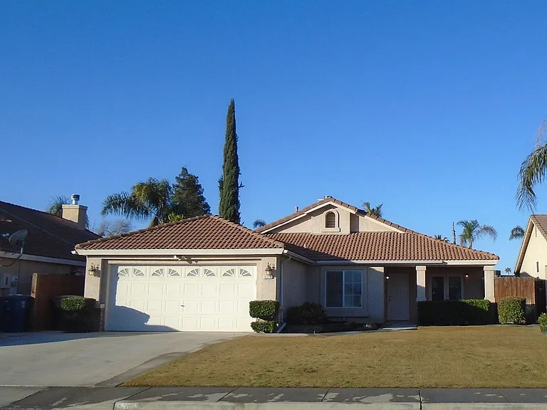 5319 Silvergate St — Photo 1