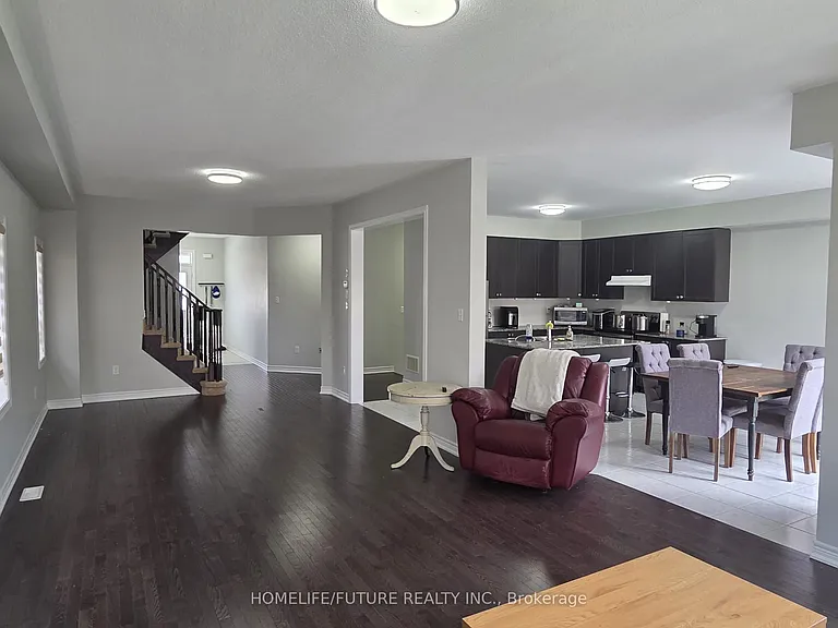44 Bruce Cameron Dr — Photo 9