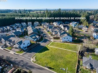 2589 N Lydia Loop, Hubbard, OR 97032