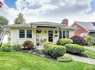 318 Dover Rd, Springfield, OH 45504