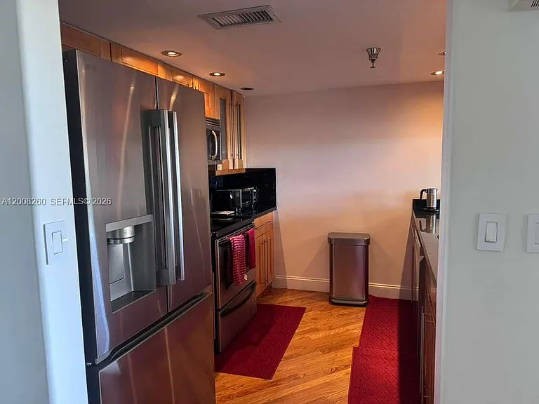 2400 SW 3rd Ave #601 — Photo 4