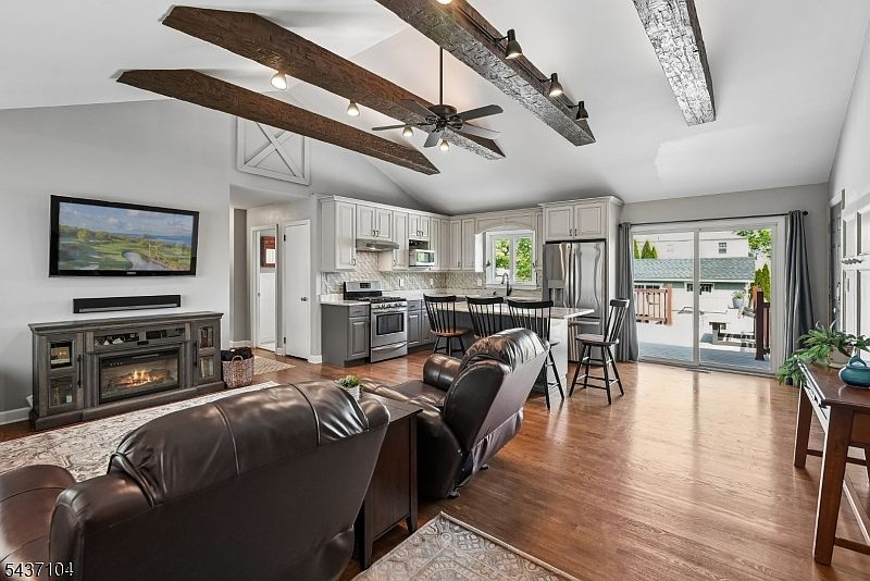 1st image of 30 Manville Blvd
