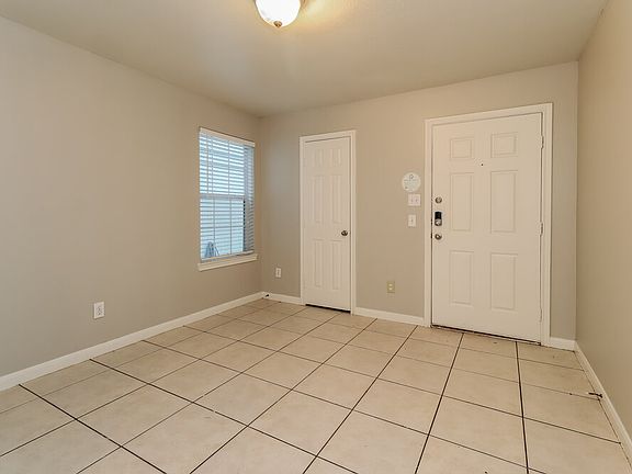 4th image of 4939 S Cancun Dr