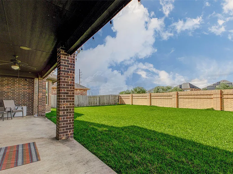 27810 Yorkshire Brook Ln — Photo 45