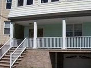 67 W 54th St #1, Bayonne, NJ 07002