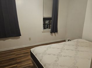 65 E Seymour St, Philadelphia, PA 19144