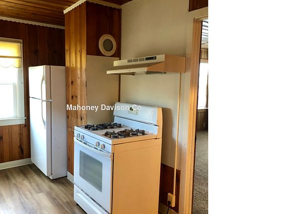 5th image of 233 Wilson St #D