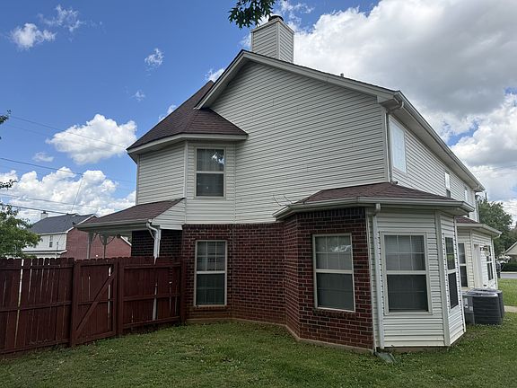 2nd image of 5453 Hickory Woods Dr