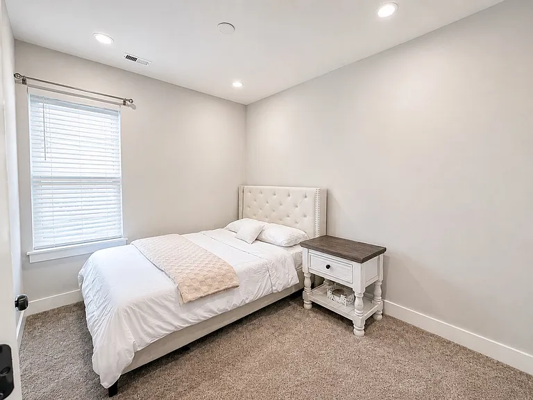 7205 Georgia Ave NW #B — Photo 12