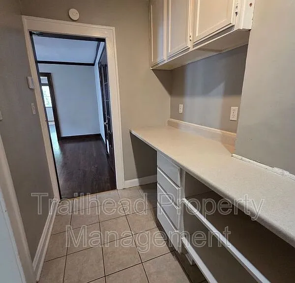 1807 W 41st St #2W — Photo 4