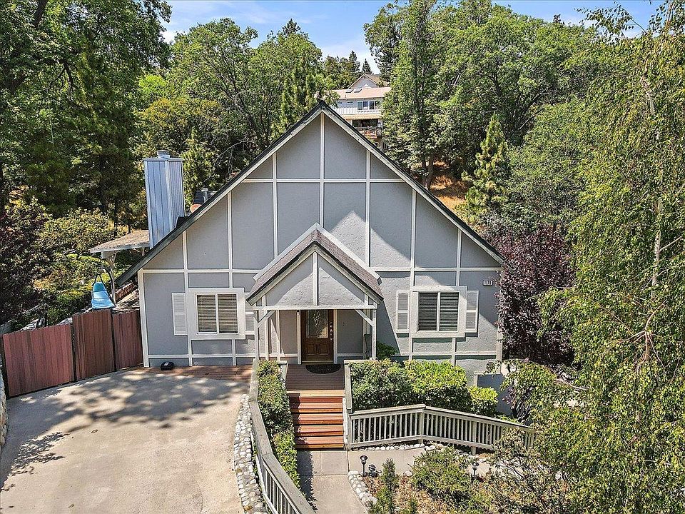 1st image of 1170 Nadelhorn Dr