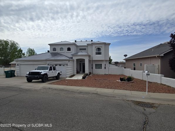 212 Heritage Ln, Aztec, NM 87410