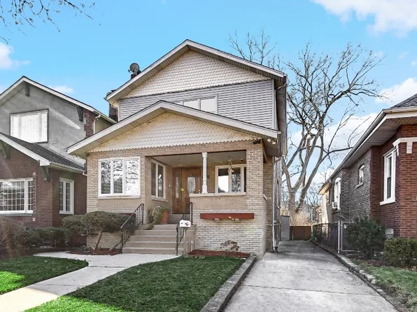 4632 N Virginia Ave, Chicago, IL 60625