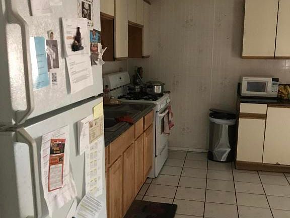 4th image of 2027 N 66th Ave