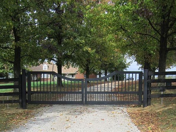 1228 Hawkins Cummins Rd