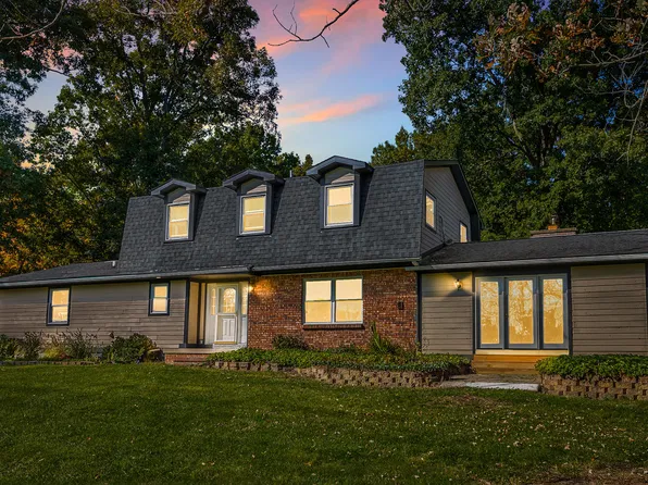 11888 Quigley Rd, Dexter, MI 48130