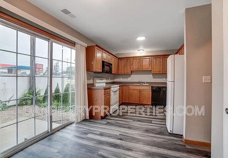 1127 N Byrne Rd #1 — Photo 21
