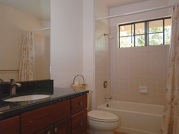 4th image of 6559 Old Meadow Ct