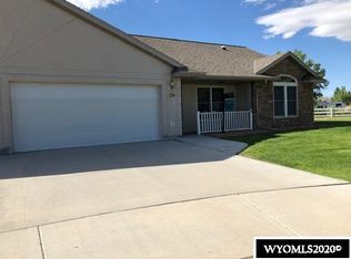 724 Sagebrush Dr, Worland, WY 82401
