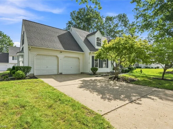 7030 Cobblestone Ln, Mentor, OH 44060