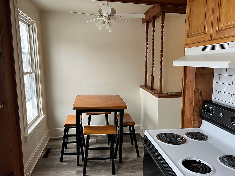 2nd image of 22 Wilson Ave #B