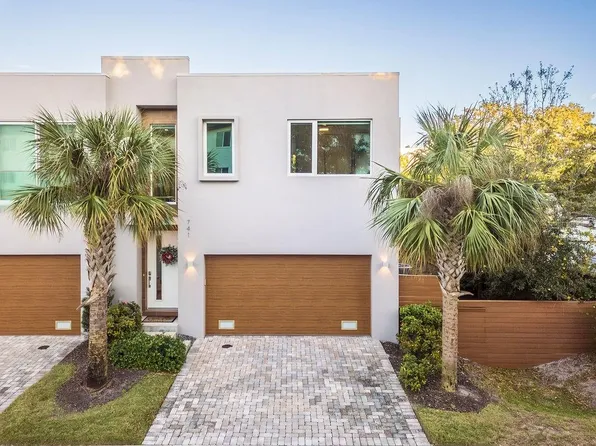 741 Rowe Pl, Sarasota, FL 34236