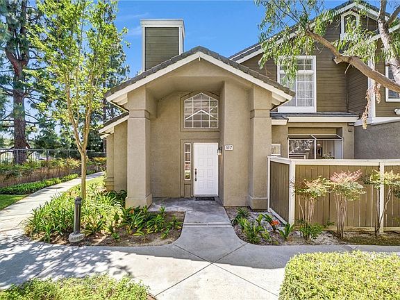 3rd image of 16520 Greystone Dr