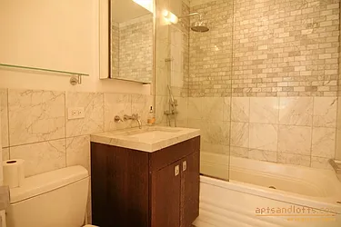 Rented by aptsandlofts.com