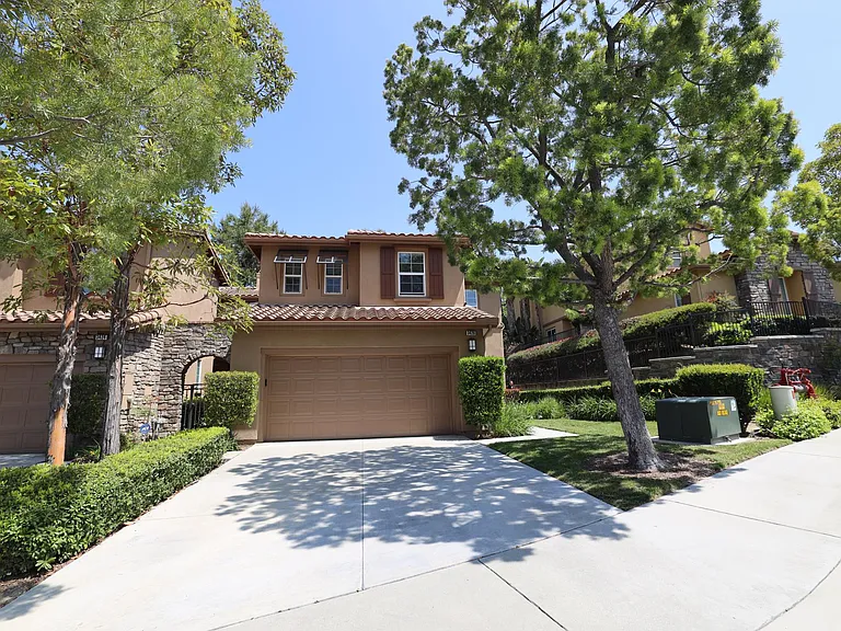 3426 Caraway Ln — Photo 1