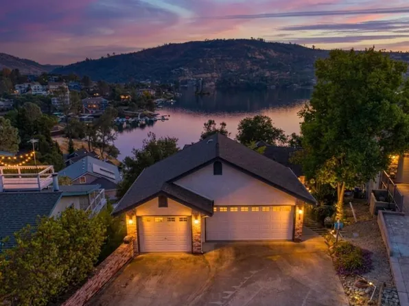 188 Oakhurst Ct, Copperopolis, CA 95228