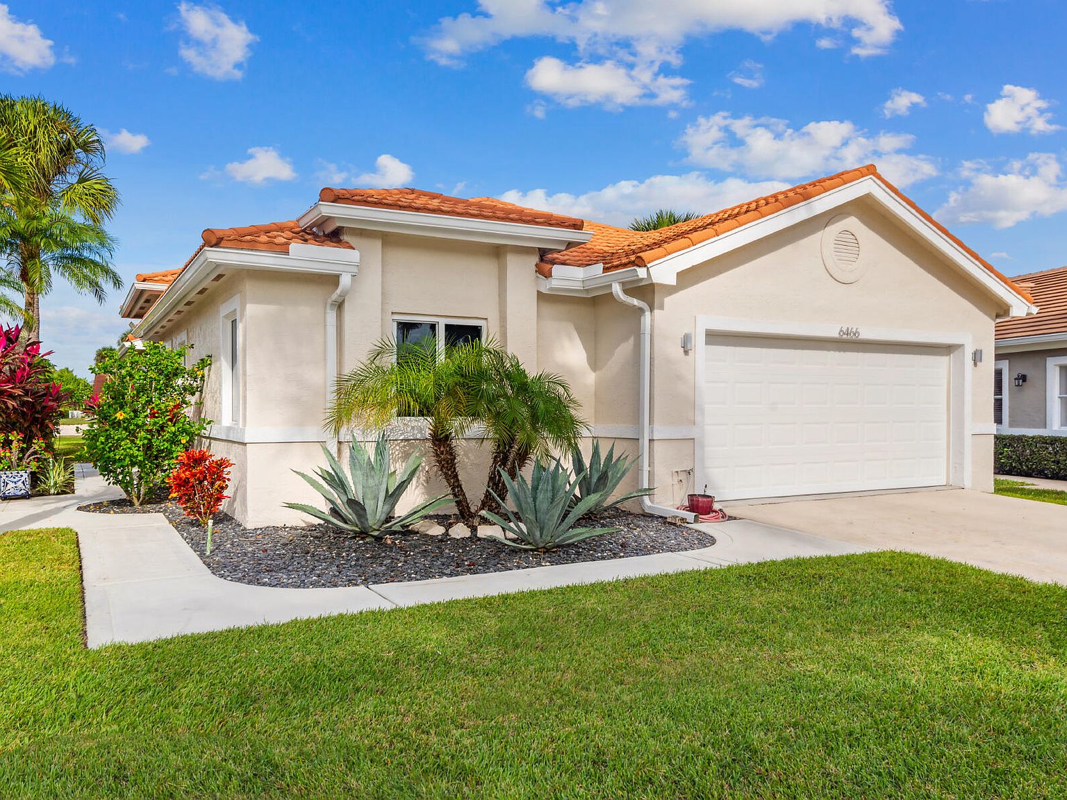 6466 Breckenridge Cir