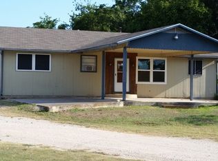 907 Front St, Comfort, TX 78013