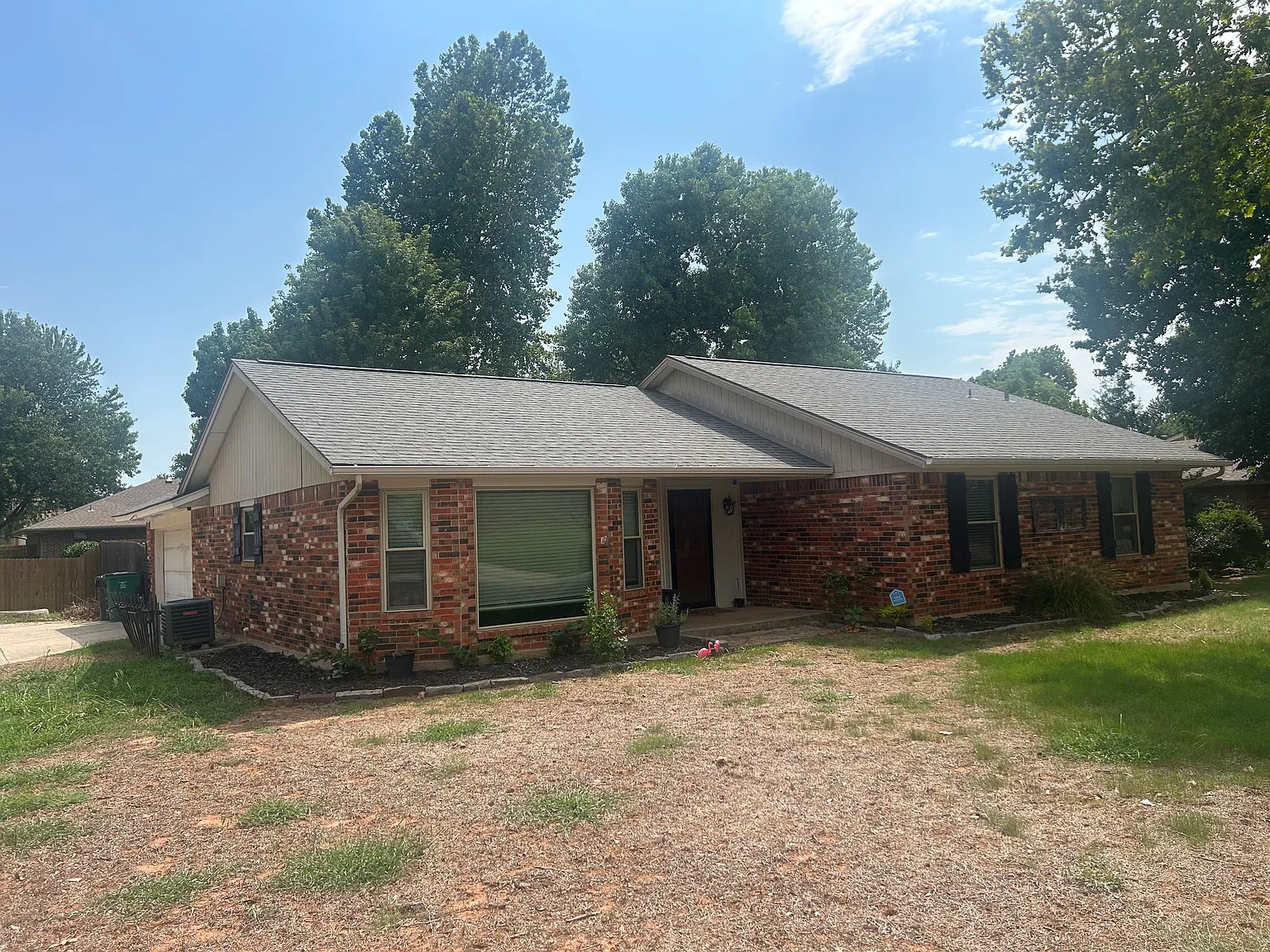 3 bed, 1502 sqft, $1,600 — Photo 1