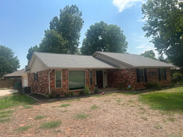 2308 Red Elm Dr, Edmond, OK 73013