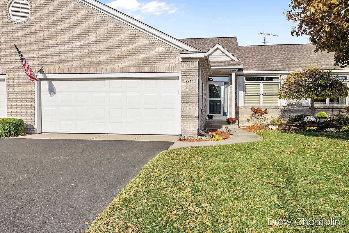 2717 Cedar Grove Ct, Jenison, MI 49428 Zillow